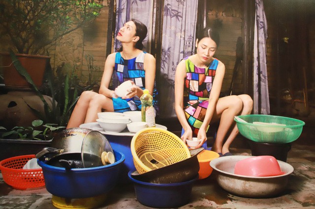 Tôn vinh vị trí trung tâm của người phụ nữ