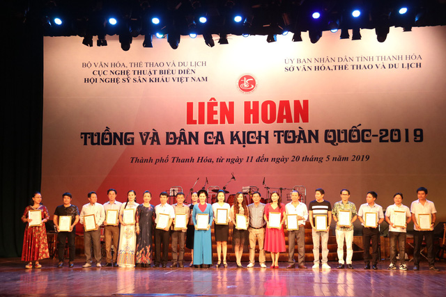 Hai Huy chương Vàng được trao trong Bế mạc Liên hoan Tuồng và Dân ca kịch toàn quốc 2019