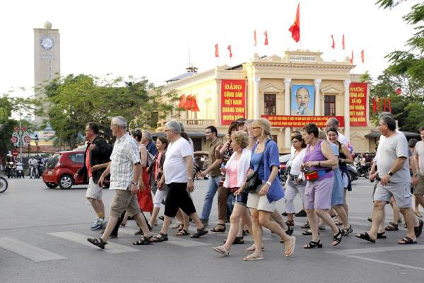 Chấn chỉnh và xử lý nghiêm mọi hành vi kỳ thị, từ chối phục vụ khách du lịch