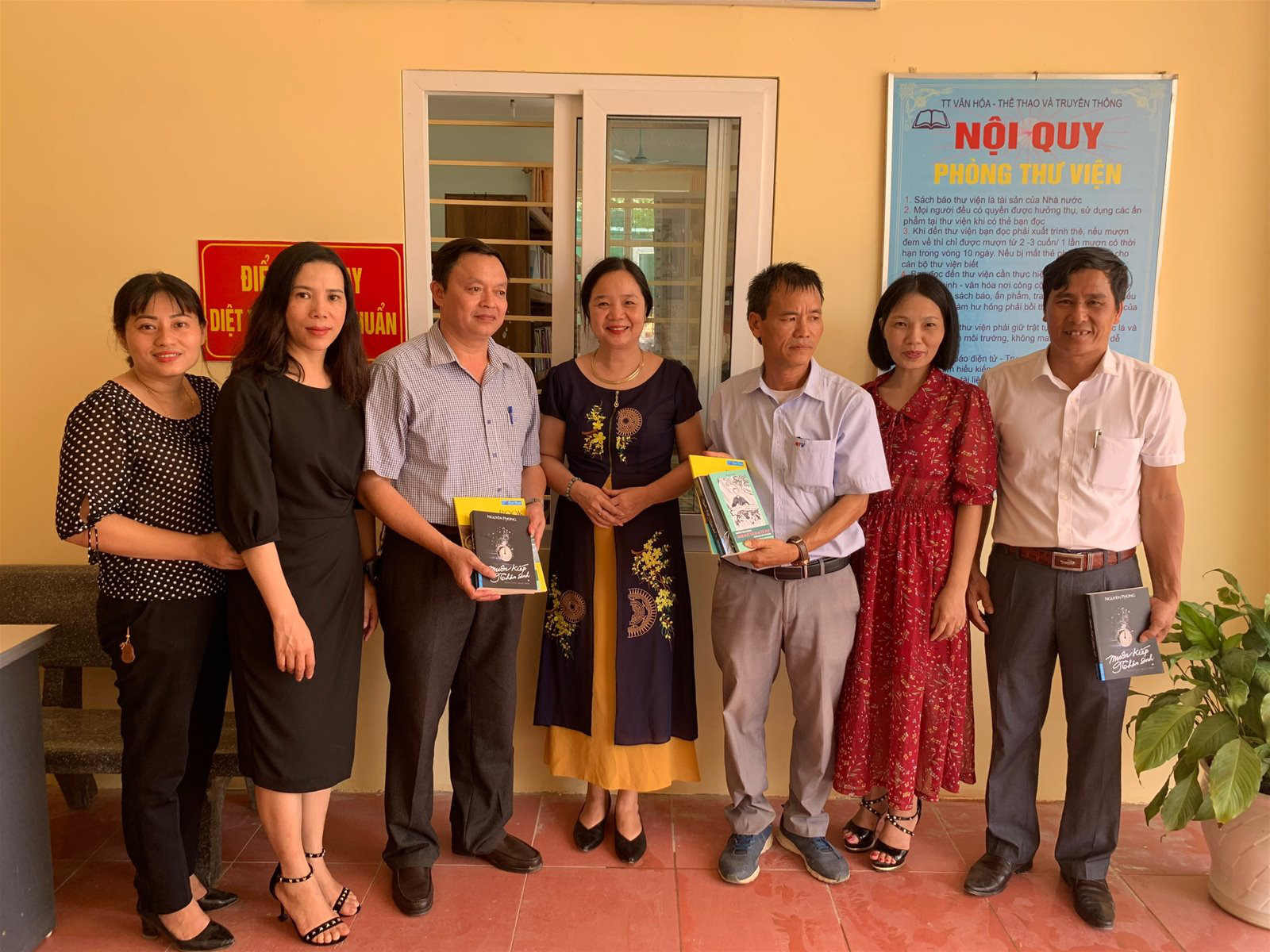 Khảo sát đánh giá thực trạng ứng dụng khoa học và công nghệ trong hoạt động thư viện trên địa bàn tỉnh Nghệ An