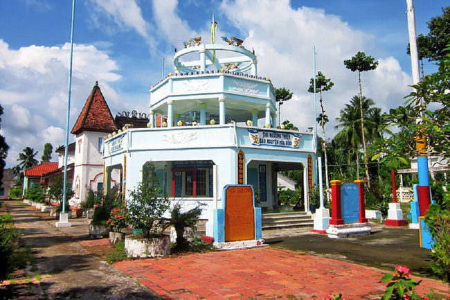 Thẩm định Báo cáo kinh tế - kỹ thuật tu bổ di tích Thánh Tịnh Ngọc Sơn Quang, tỉnh Vĩnh Long