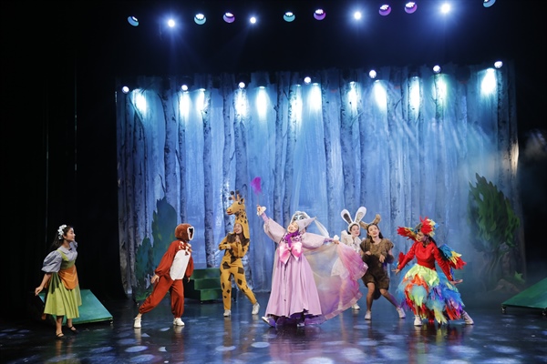 Sân khấu lỡ hẹn với thiếu nhi