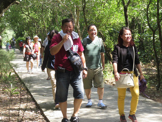 TP Hồ Chí Minh triển khai 9 tour hè ưu đãi cho công nhân, sinh viên