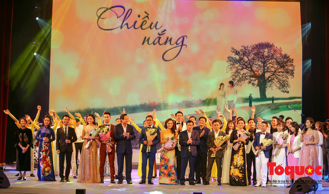 Đong đầy cảm xúc trong Chiều nắng 
