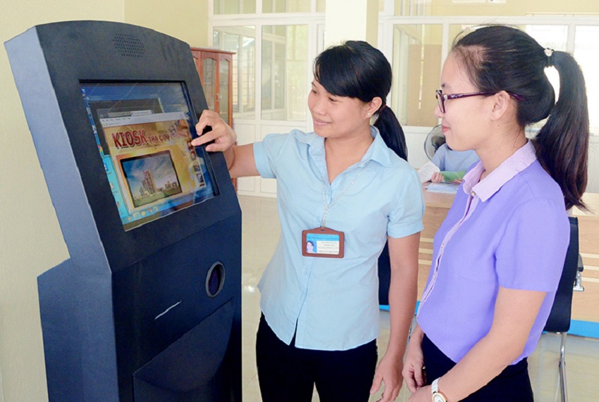 100% hồ sơ giải quyết TTHC thực hiện qua Hệ thống thông tin một cửa điện tử cấp bộ, tỉnh
