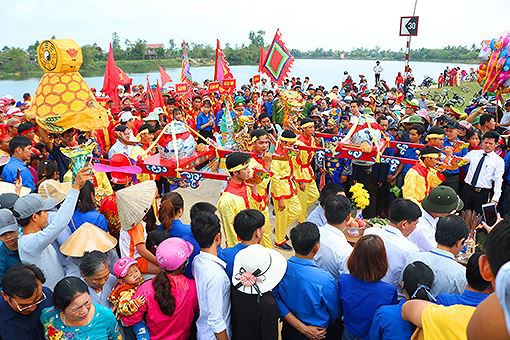 Khai hội Di tích lịch sử quốc gia Chùa Hoằng Phúc