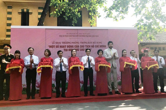 Khai trương phòng trưng bày bổ sung 