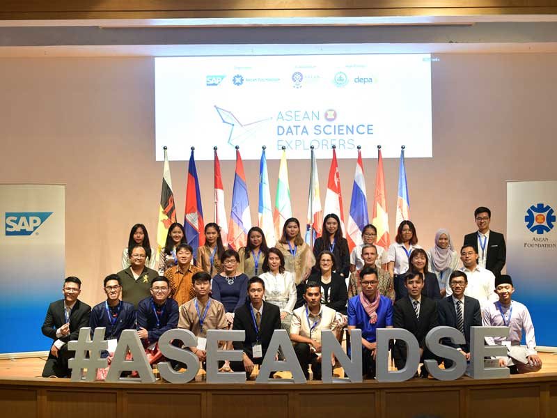 Khuyến khích giới trẻ dùng dữ liệu để thay đổi thế giới tại 10 nước ASEAN