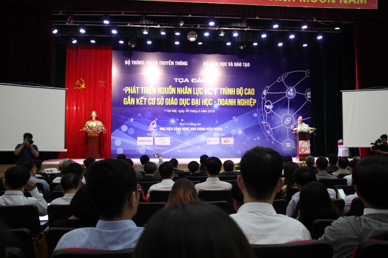 Hơn 70% nhân lực CNTT trình độ cao cần đào tạo bổ sung 