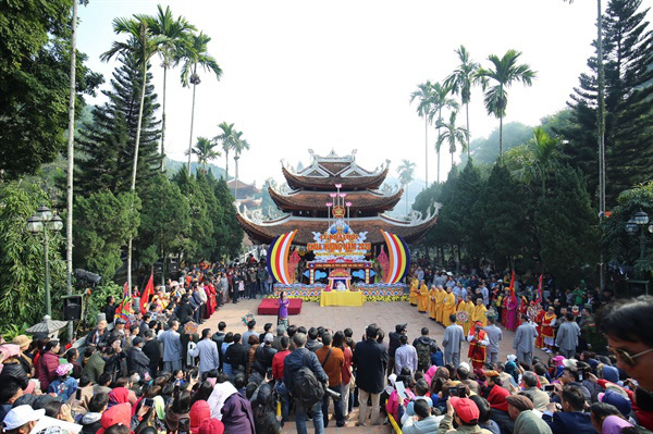 Bộ VHTTDL: Trường hợp cần thiết sẽ tạm ngừng tổ chức lễ hội