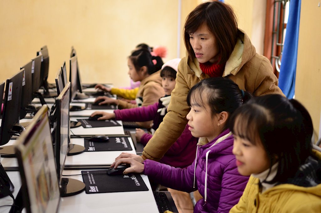 Đã có hơn 5.300 thanh thiếu niên miền núi biết cách sử dụng mạng Internet an toàn
