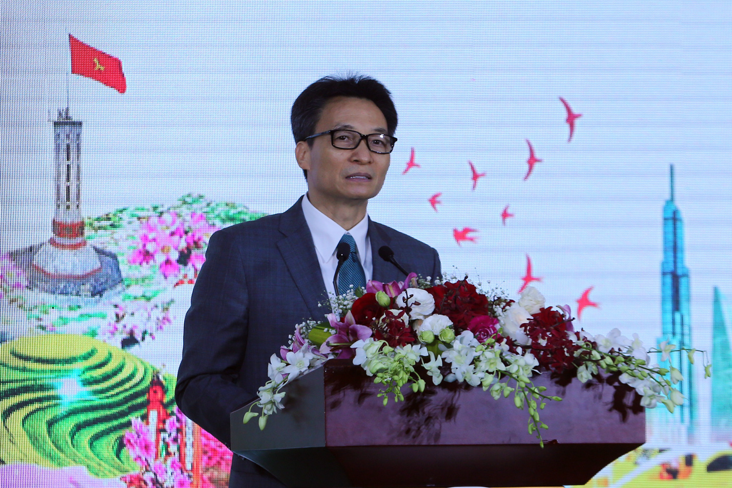 Phục hồi thị trường du lịch trong nước, cần chung sống an toàn với dịch bệnh