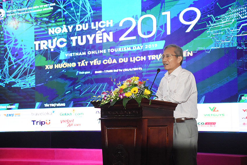 Cần những giải pháp cho du lịch trực tuyến