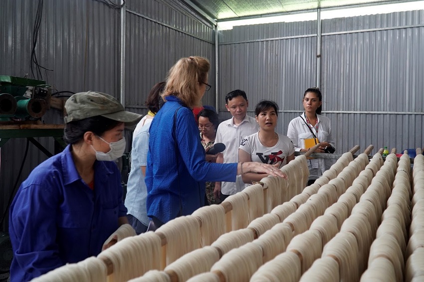 450 phụ nữ dân tộc thiểu số ứng dụng công nghệ 4.0 để thoát nghèo