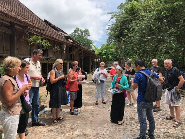 Ban hành Quy chế quản lý hoạt động các khu, điểm du lịch trên địa bàn tỉnh Hòa Bình