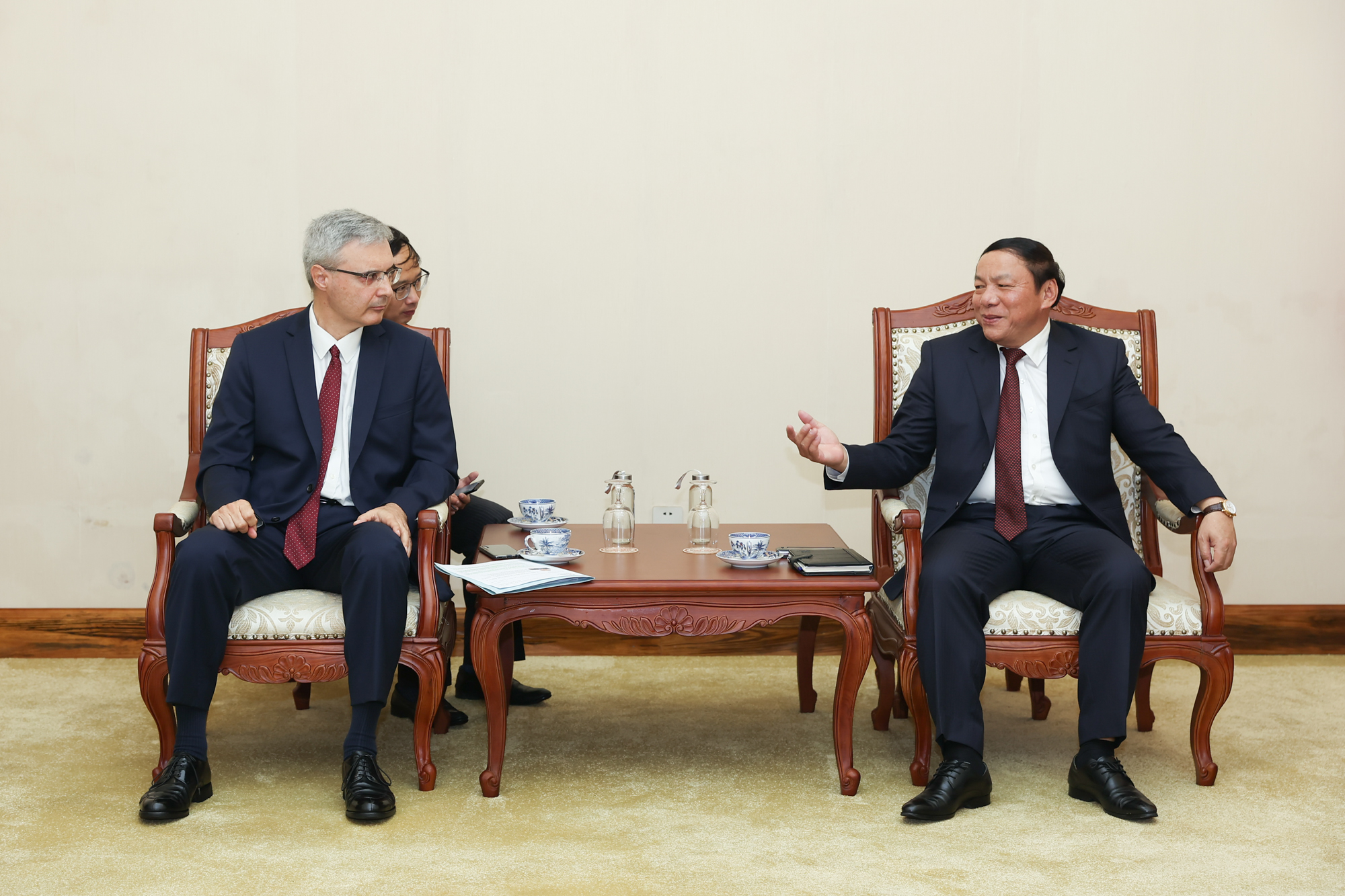 Đưa hợp tác văn hóa, thể thao, du lịch Việt- Pháp phát triển thiết thực và hiệu quả hơn