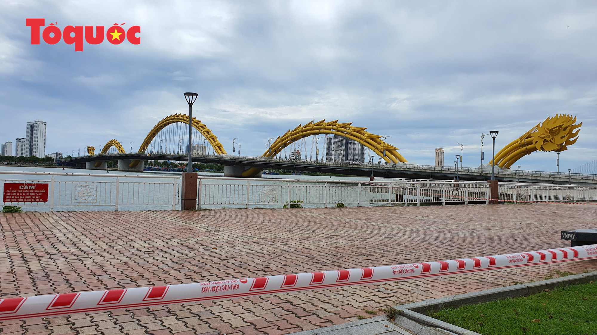 Tạm dừng tổ chức, đón phục vụ khách du lịch đến Đà Nẵng từ ngày 12/8 cho đến khi có thông báo mới