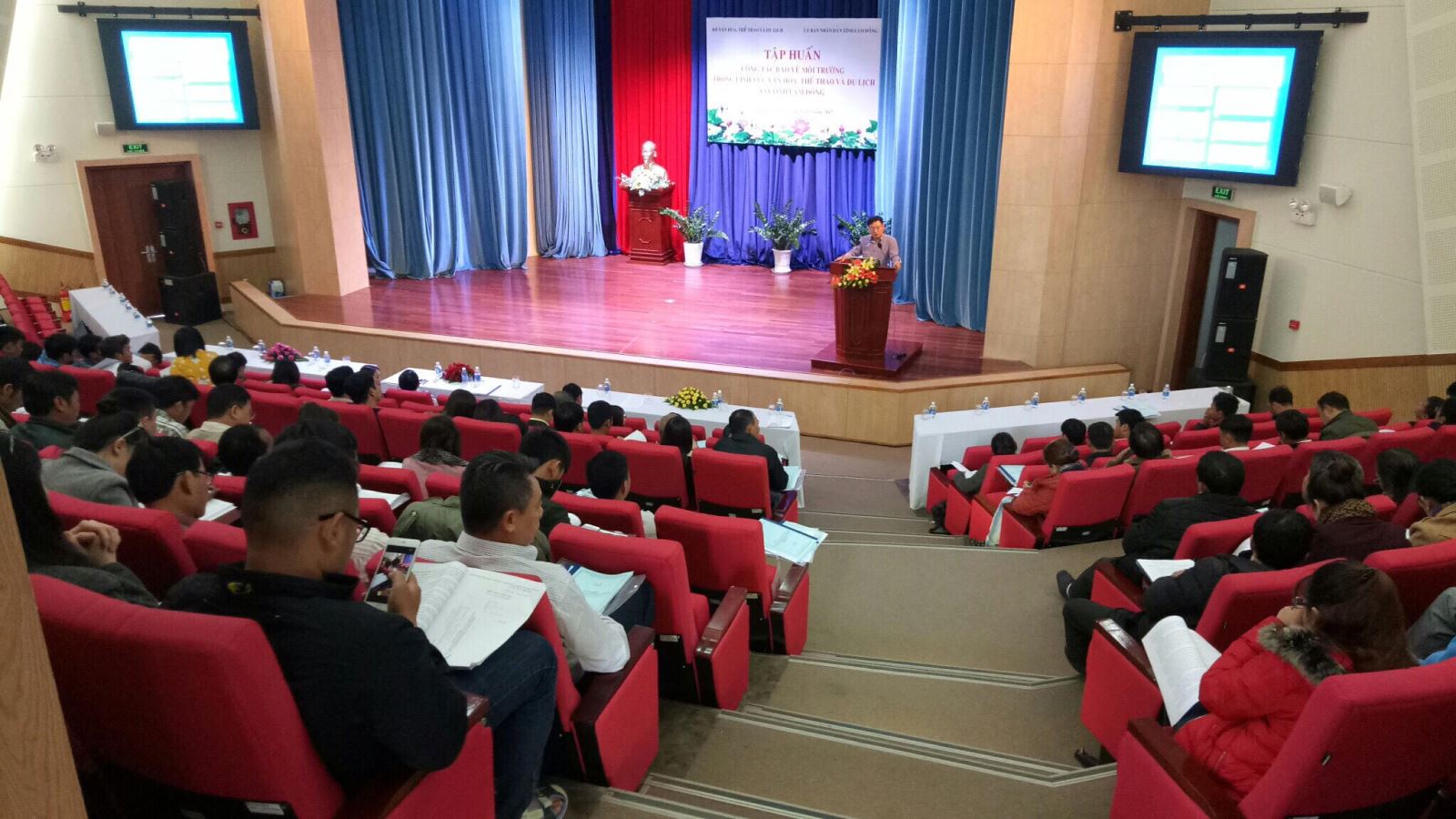Tập huấn công tác thanh tra chuyên ngành bảo vệ môi trường trong hoạt động du lịch, tổ chức lễ hội và quản lý di tích
