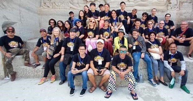 Quảng bá văn hóa Việt Nam tại liên hoan và triển lãm nghệ thuật quốc tế ở Indonesia