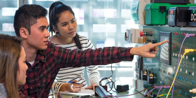 Nhu cầu nhân lực kỹ thuật và công nghệ thông tin bùng nổ tại Việt Nam
