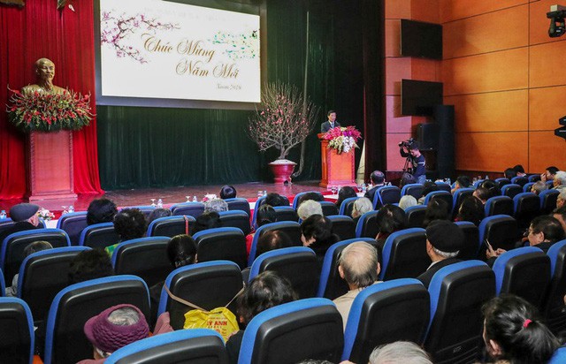Bộ VHTTDL gặp mặt cấp trưởng, nguyên cấp trưởng các đơn vị nhân dịp Tết Nguyên đán Kỷ Hợi 2019