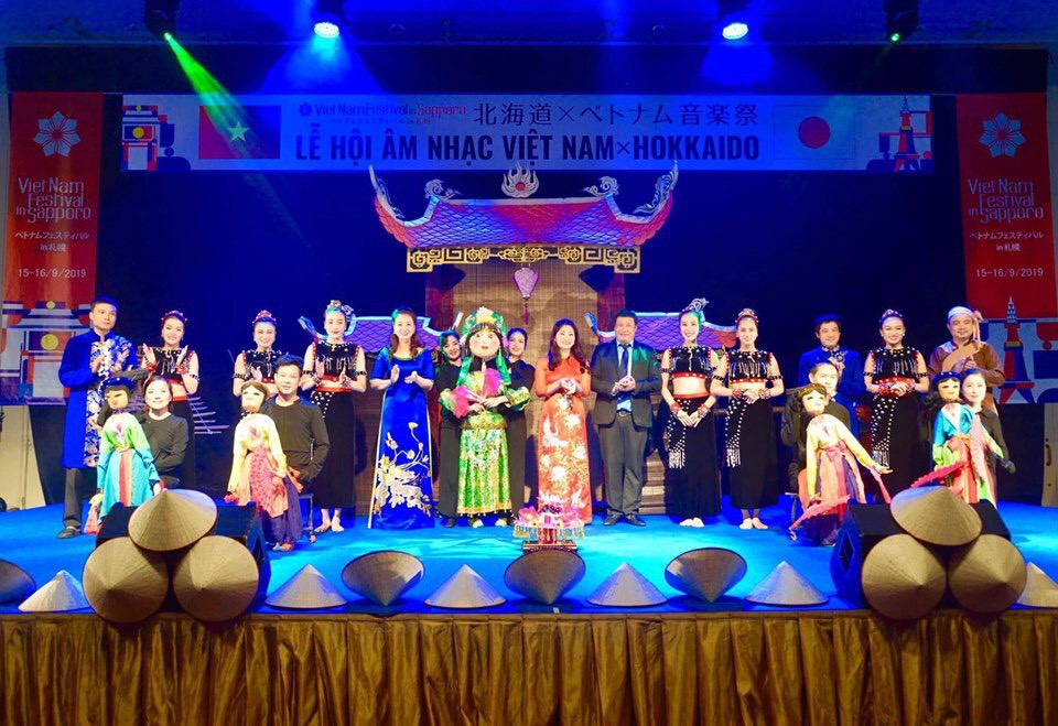 Múa rối Việt Nam trên đất Pháp