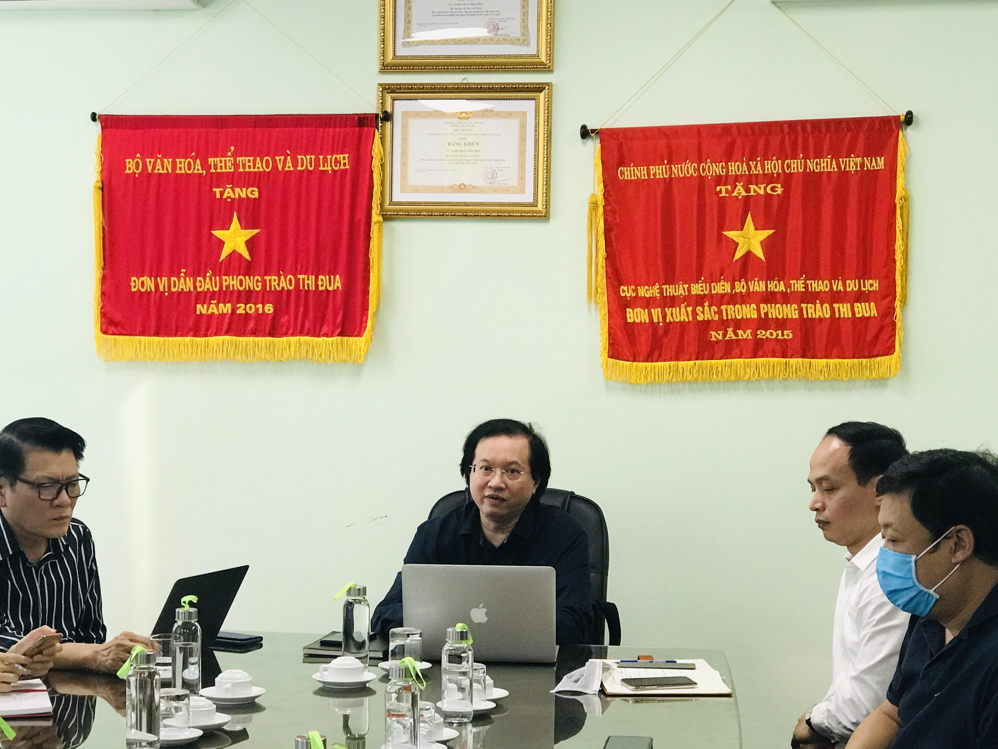 Gỡ khó cho các Nhà hát sau dịch bệnh, Thứ trưởng Tạ Quang Đông đề nghị cần một chiến lược lâu dài để phát triển