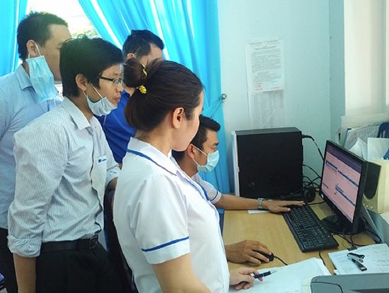 VNPT cung cấp gói giải pháp tích hợp quản lý bệnh viện VNPT-HIS và hóa đơn điện tử VNPT-Invoice
